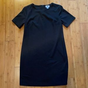 Black shift dress; XS